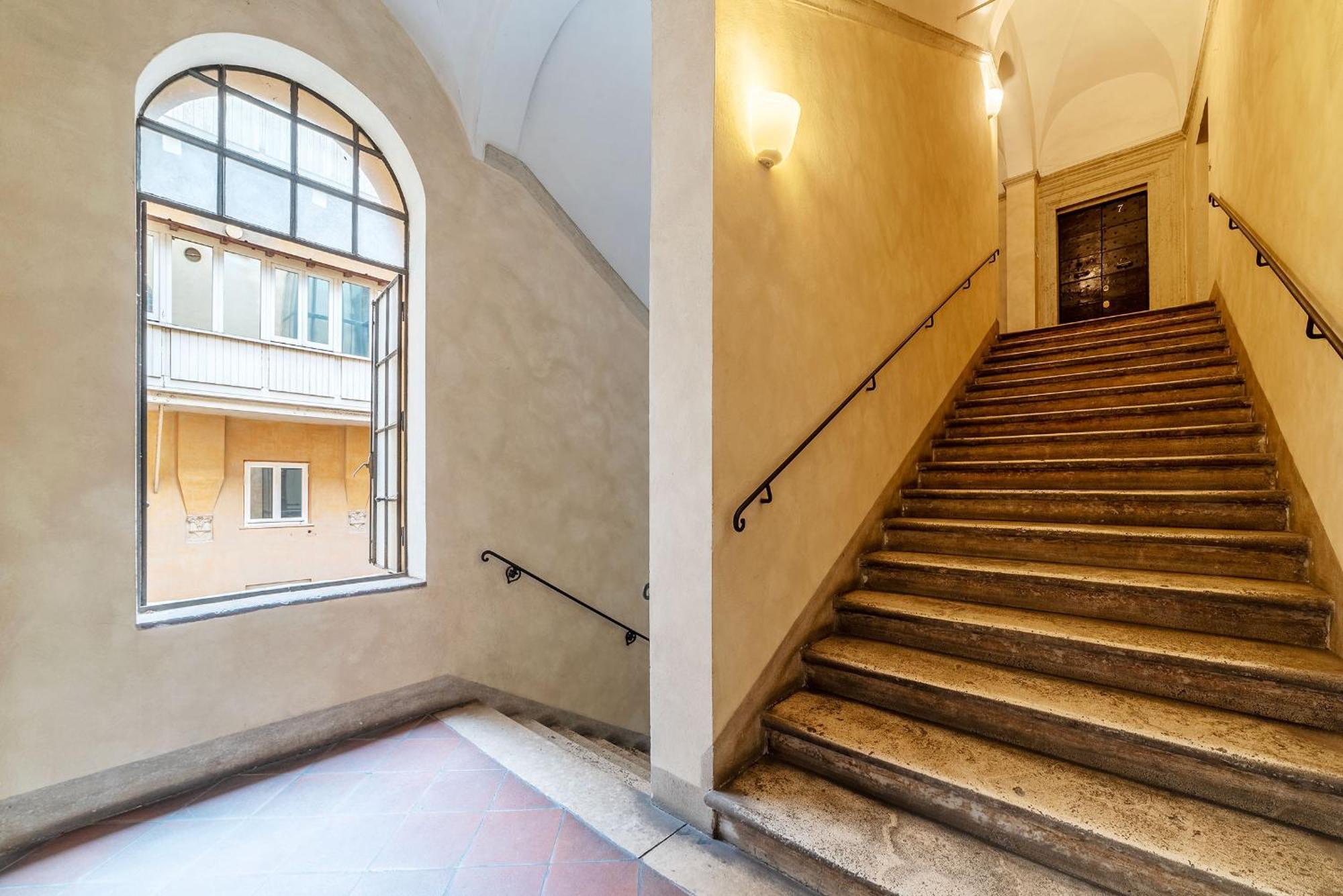 Апартаменты Piazza Navona Penthouse Рим Экстерьер фото
